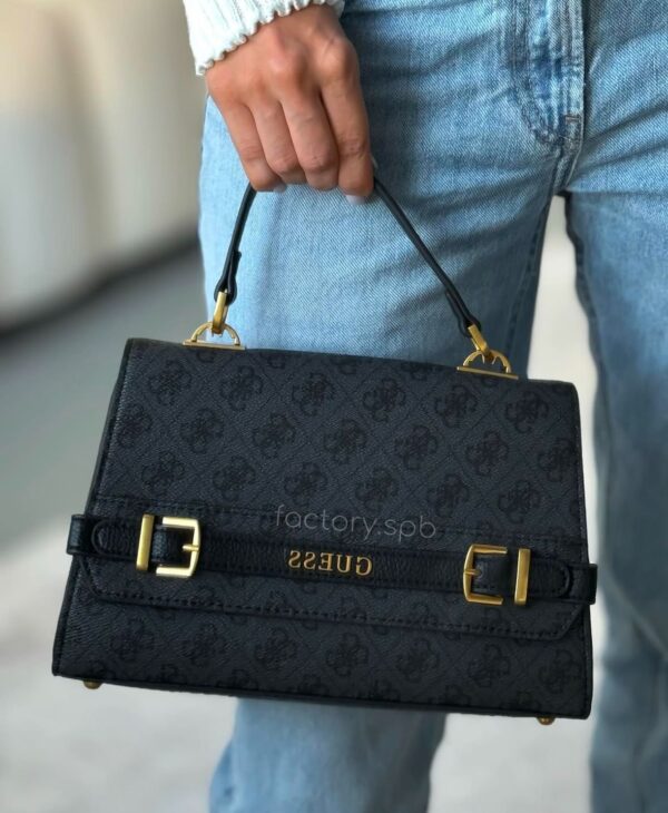 GUESSS SESTRI LOGO TOP HANDLE FLAP - Image 3
