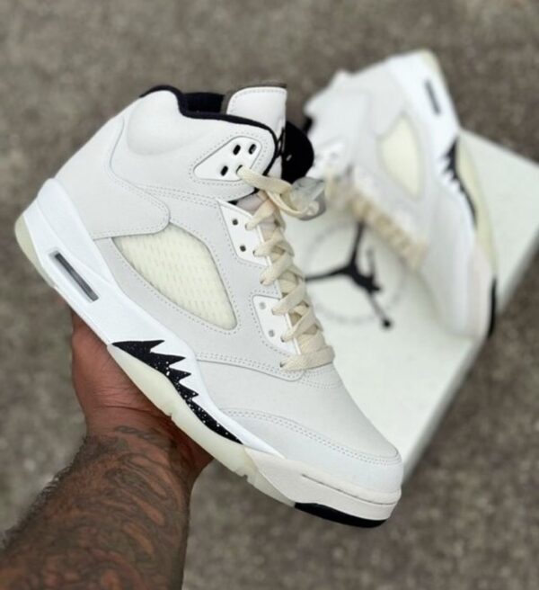 NIKEE AIR JORDAN 5 RETRO SE SAIL