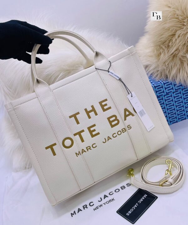 MARCC JACOBSS THE LEATHER TOTE BAG - Image 2