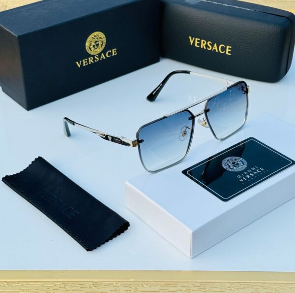 VERSACEE UNISEX MODEL - Image 8