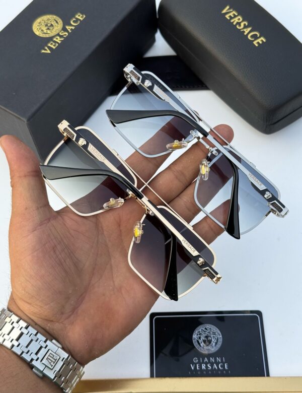VERSACEE UNISEX MODEL - Image 9