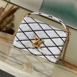 LOUISS VUTTIONN GO 14 MM MALLETAGE SHOULDER BAG