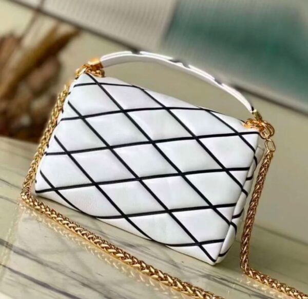 LOUISS VUTTIONN GO 14 MM MALLETAGE SHOULDER BAG - Image 2