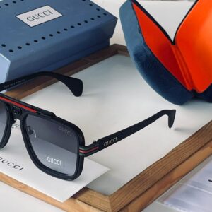 GUCCII-SUNGLASSESS