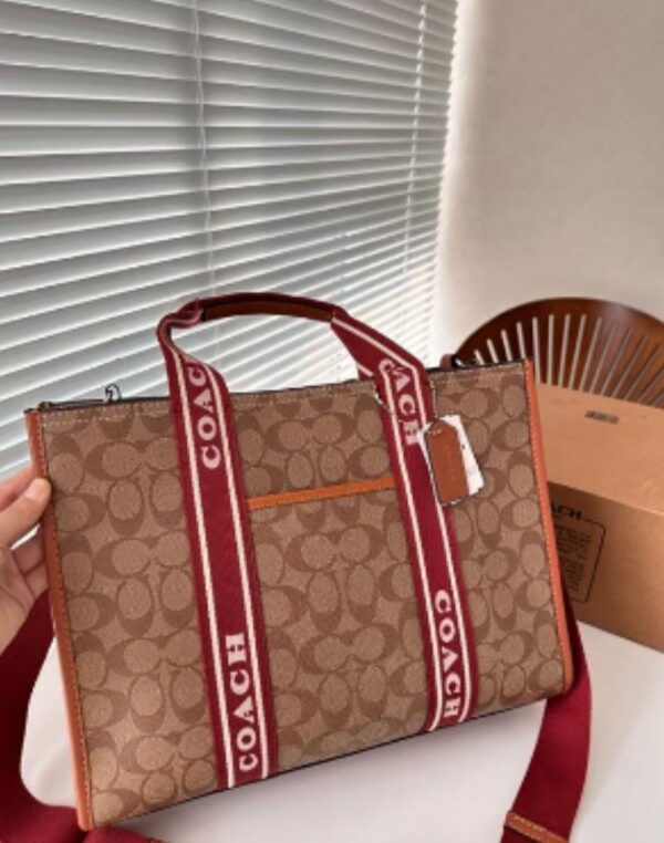 COACHH SMITH TOTE BAG IN SIGNATURE CANVAS - Image 2