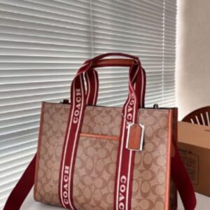 COACHH SMITH TOTE BAG IN SIGNATURE CANVAS