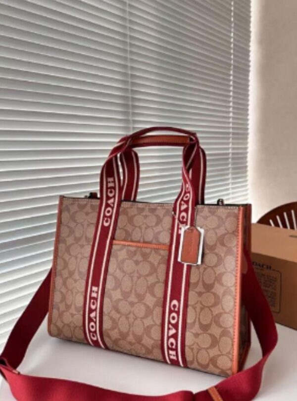 COACHH SMITH TOTE BAG IN SIGNATURE CANVAS
