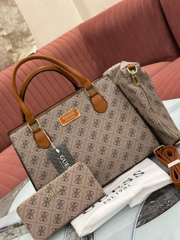GUESSS HANDBAG HANDBAG
