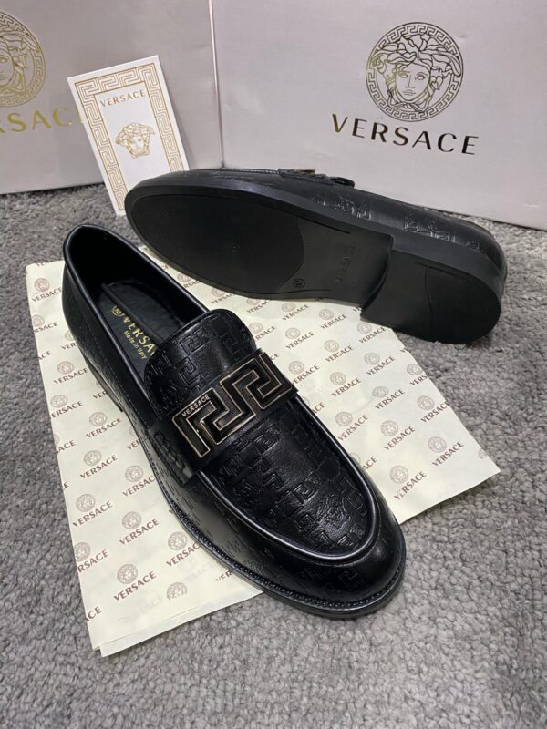 VERSACEE - Image 2