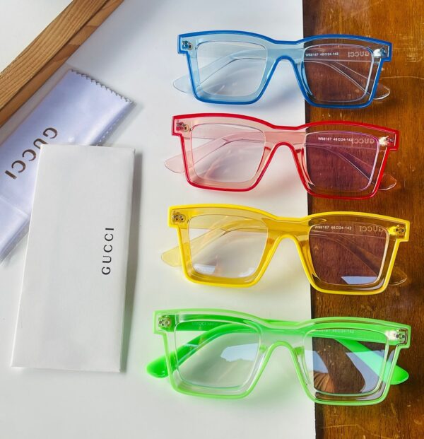 GUCCII SPECTACLE - Image 2