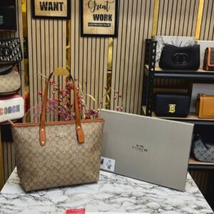 Coachh High Quality Leather Tote Bag with Topzip