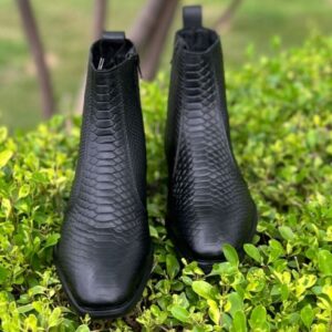 Kennethh Cole