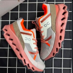 On cloud sand women colour