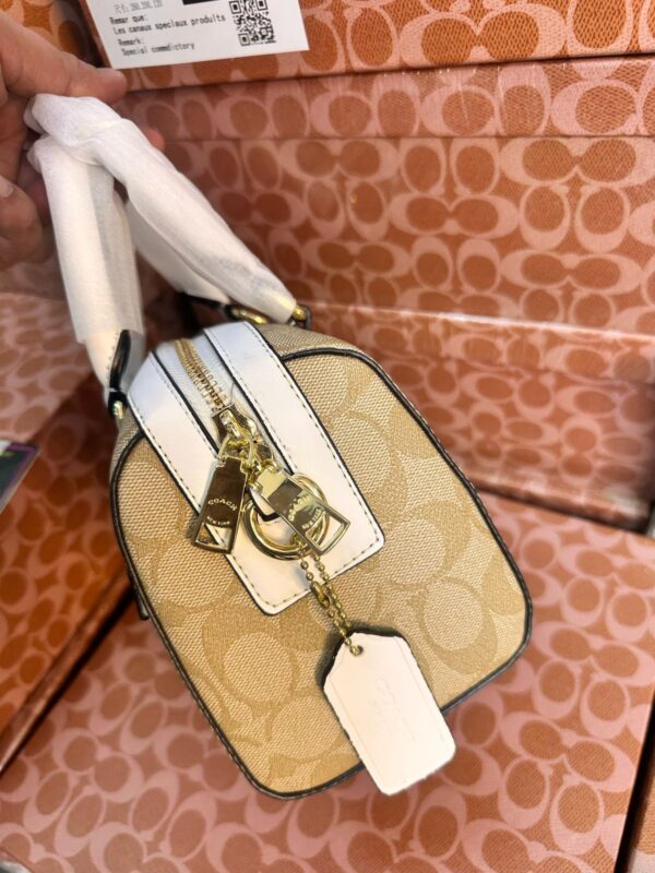 COACHH VINTAGE STYLE SPEEDY - Image 2