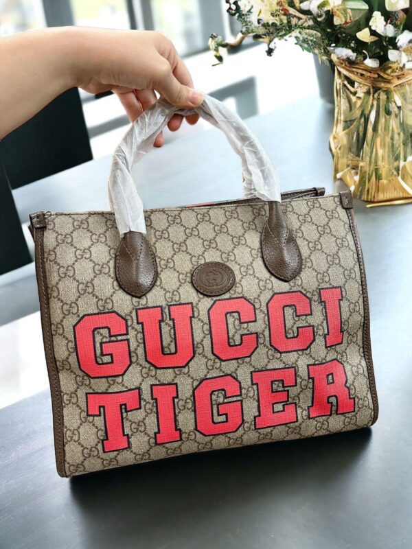 GUCCII TIGER TOTE - Image 2