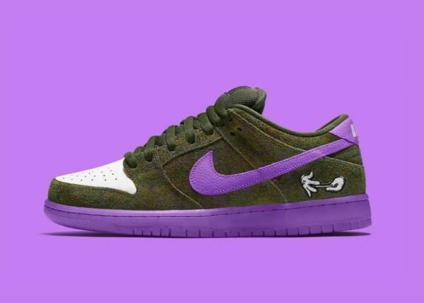 NIKEE SB DUNK SNOOP DOGG