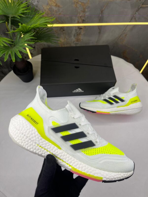 ADIDASS ULTRABOOST 21 SOLAR WHITE - Image 2