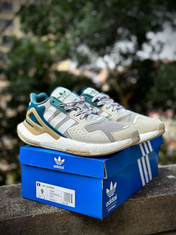 ADIDASS DAY JOGGER BOOST MULTI  - Image 2