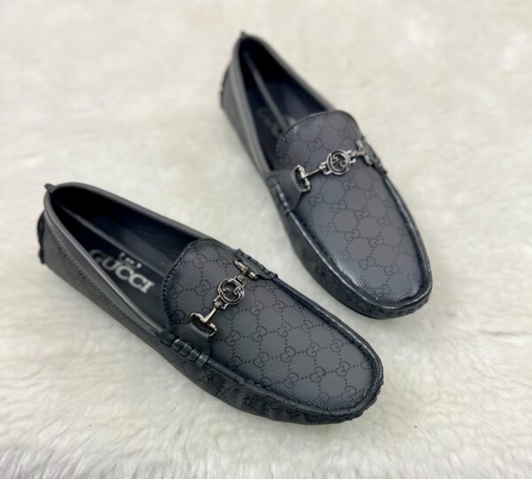 GUCCII moccasins