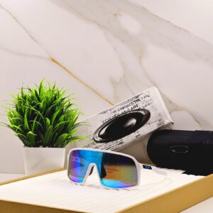 OAKLEYY SUNGLASSESS