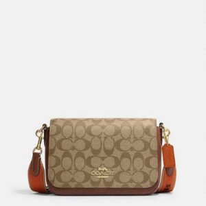 COACHH LOGAN MESSENGER IN SIGNATURE CANVAS