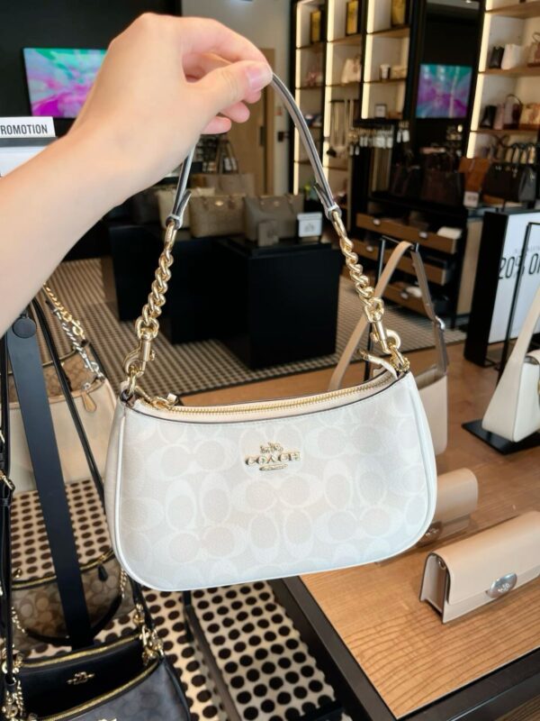 LATEST COACHH SLING - Image 4