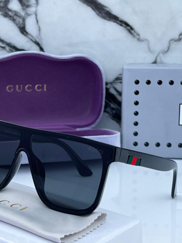 GUCCII ONE PCS LENS - Image 4