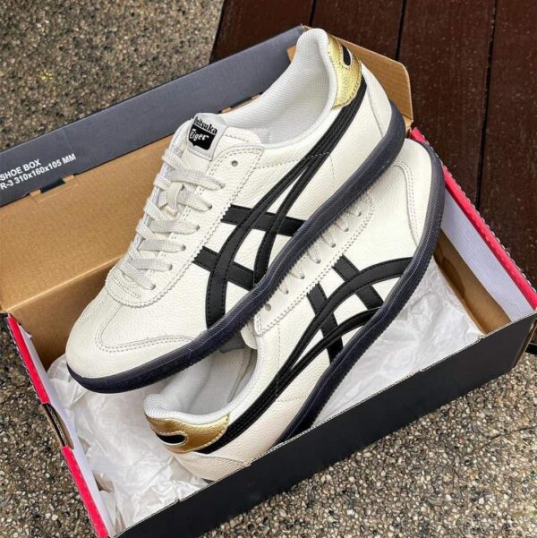 Onitsukaa tiger tokuten gum sole black gold  - Image 2
