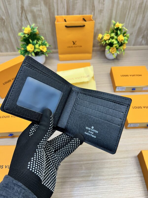 LOUISS VUITTONN Premium Men’s wallet - Image 4