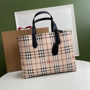 LATEST BURBERRYY TOTE