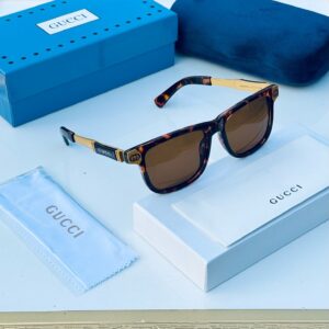 GUCCII-SUNGLASSESS