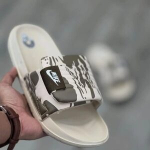 NIKEE OFFCOURT ADJUST SLIDES