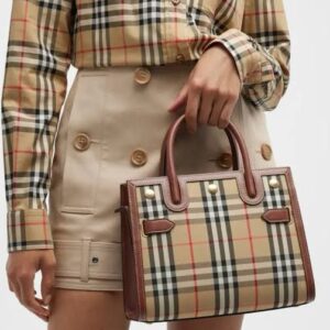 BURBERRYY PREMIUM PRINT TOTE BAG
