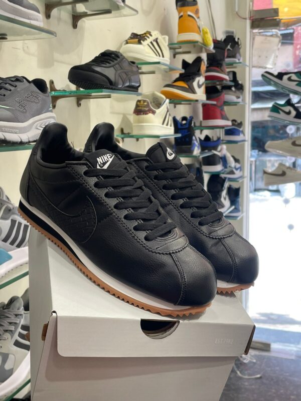 Nikee Cortez - Image 8