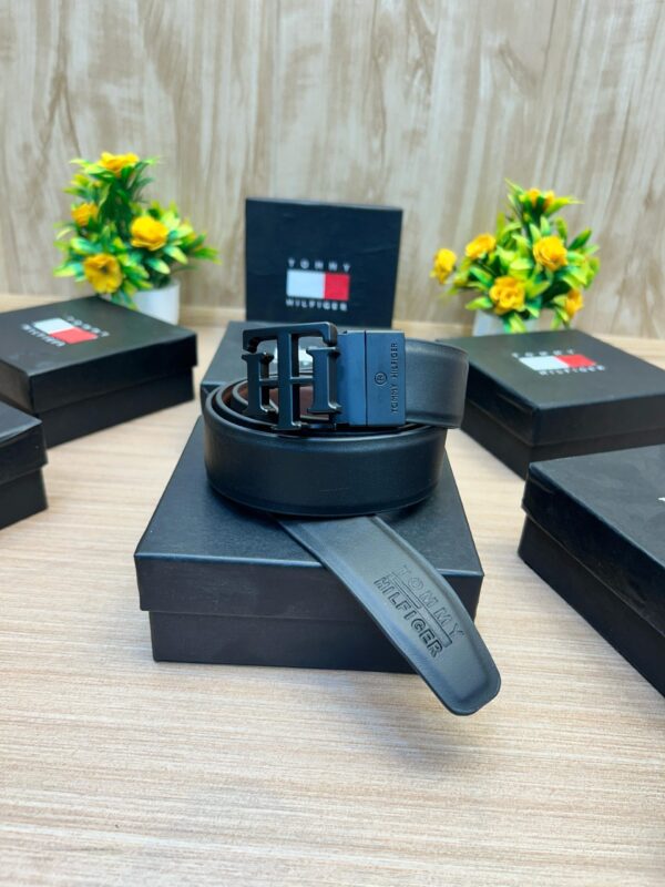 TOMMYY HILFIGER Premium Quality Reversible Buckle Belt - Image 4
