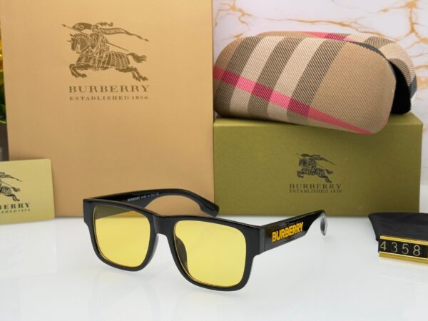 BURBERRYY SUNGLASSESS - Image 2
