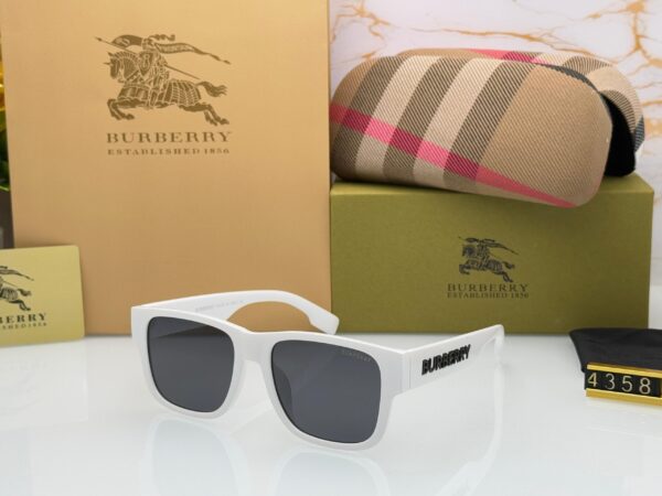BURBERRYY SUNGLASSESS - Image 5