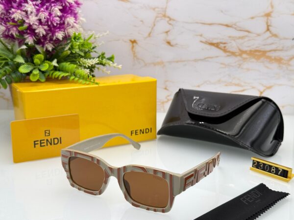 FENDII SUNGLASSESS - Image 4