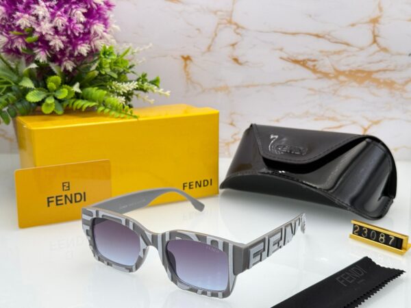 FENDII SUNGLASSESS - Image 7