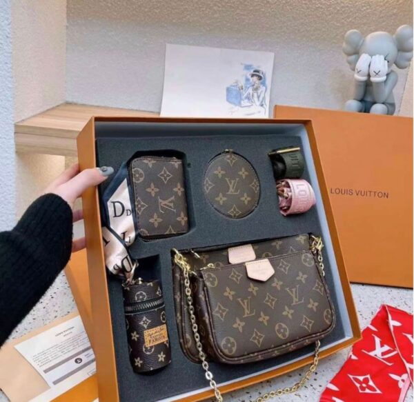 LOUISS VUITTONN LUXURY POCHETTE COMBO SET - Image 4