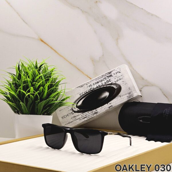 OAKLEYY POLARISE - Image 4