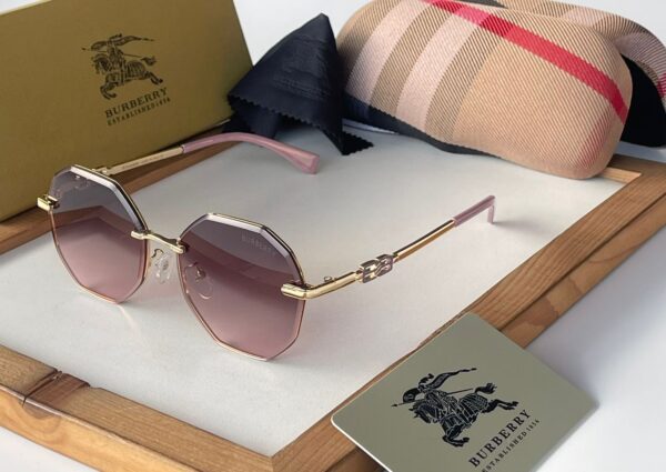BURBERRYY SUNGLASSES