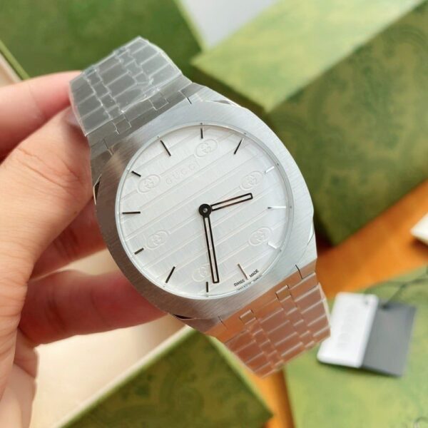 Guccii 25H Sky Blue Dial 38mm Stainless Steel Quartz - Image 4