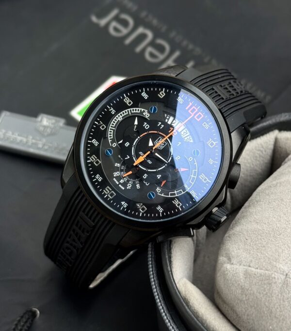 Tag Heuerr Mercedes SLS