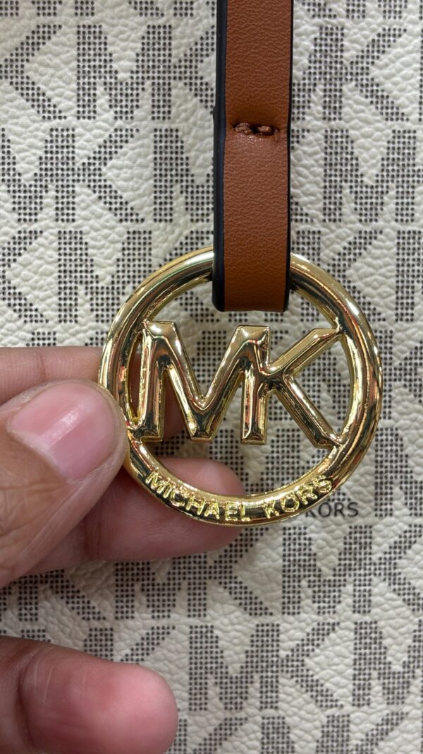 MKK PREMIUM HAND BAG  - Image 6