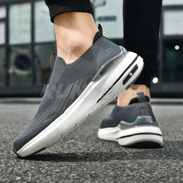 Skecherss max cushion - Image 2