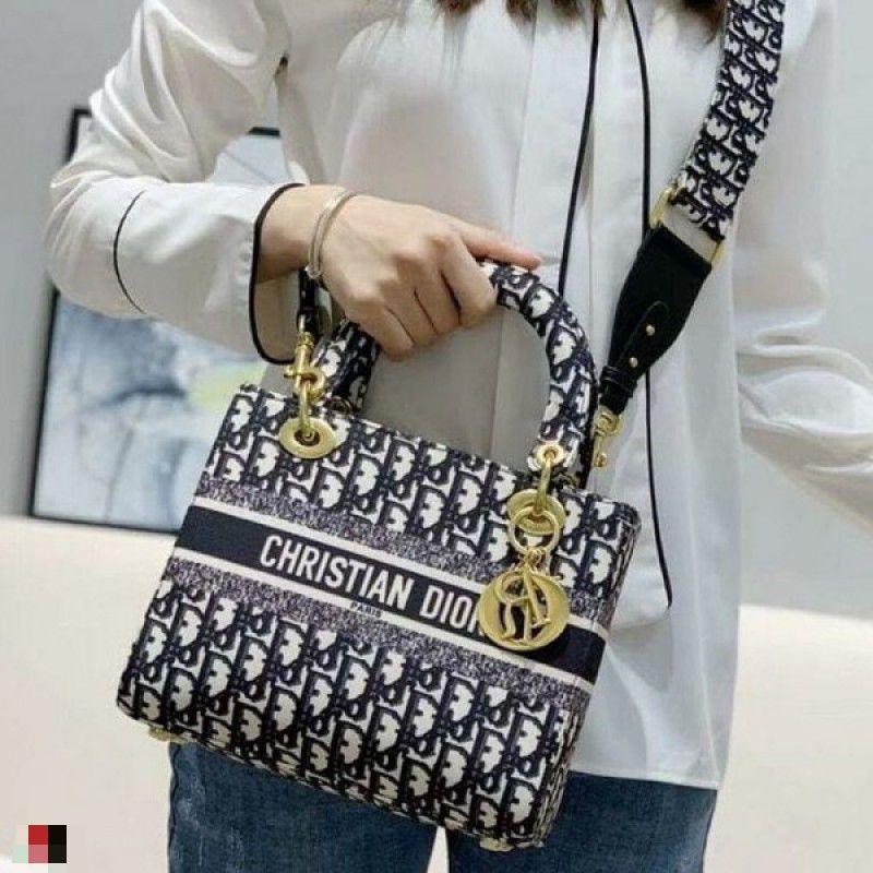 Latest Medium Ladyy Dior D-Lite Bag