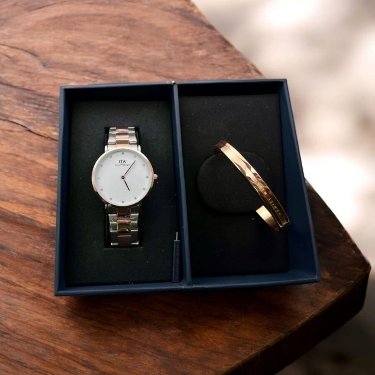 𝘿𝙖𝙣𝙞𝙚l 𝙒𝙚𝙡𝙡𝙞𝙣𝙜𝙩𝙤𝙣n iconic 40 mm man's watches