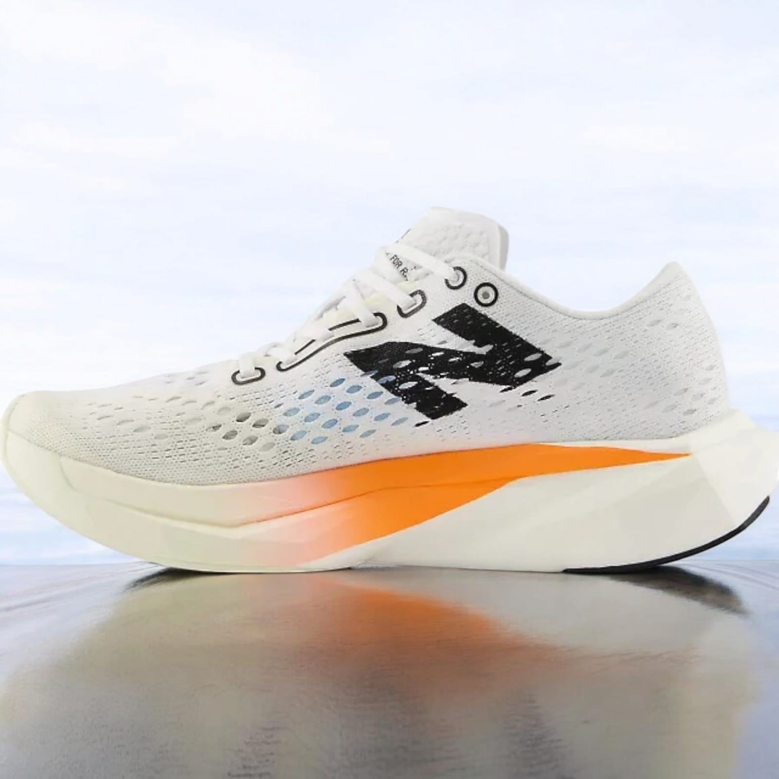 New Balancee FuelCell SuperComp Pacer V2