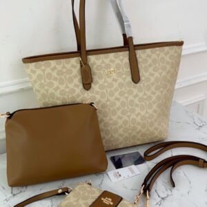 Coachh Tote Combo
